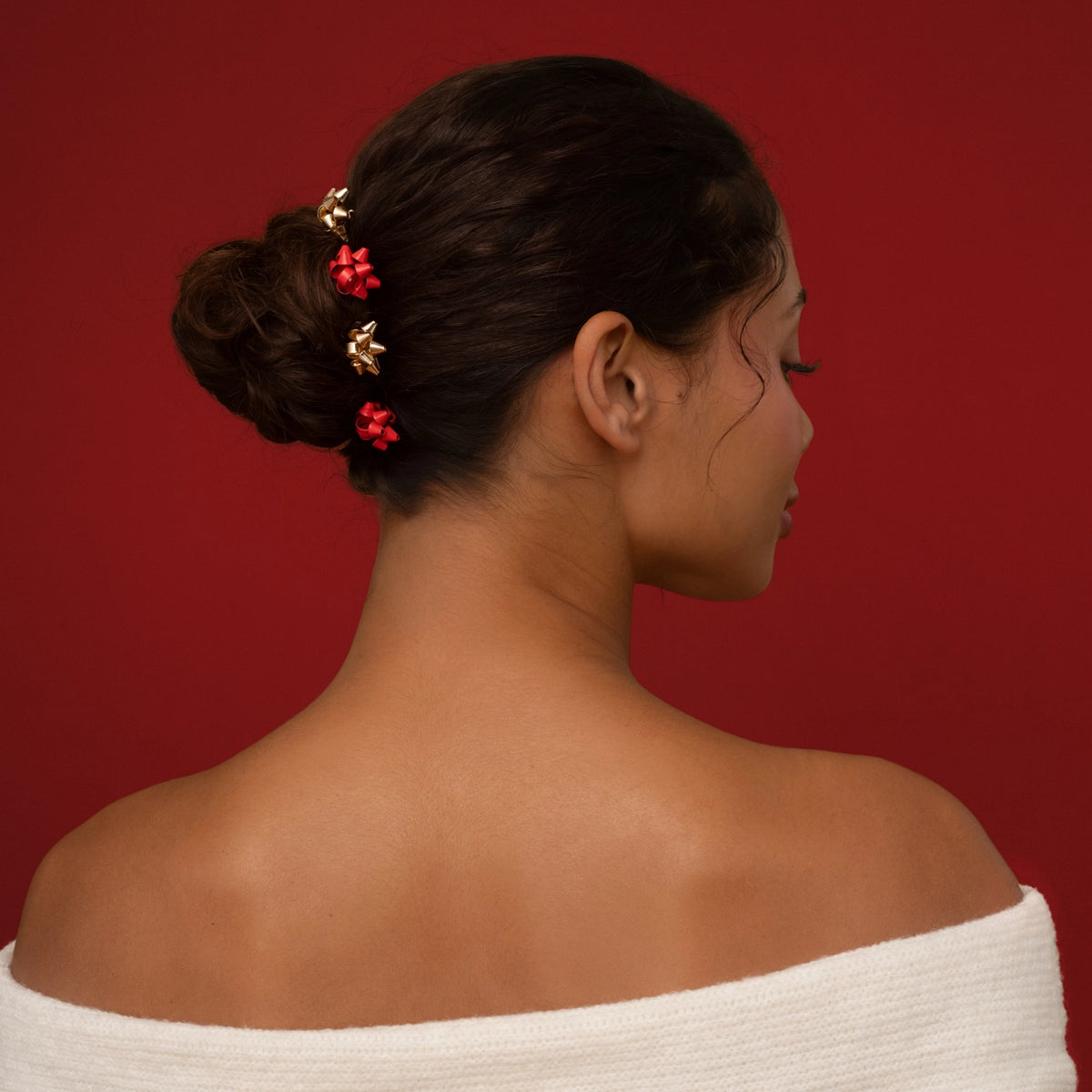 Kitsch Holiday Metal Gift Bow Bobby Pins 4pc Set- Red & Gold