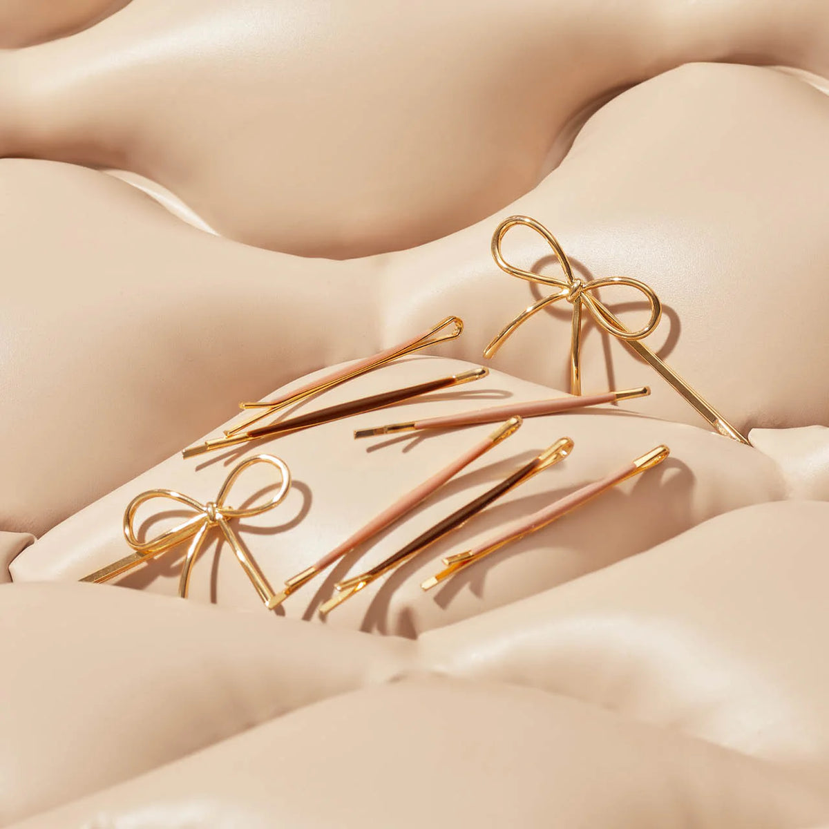 Kitsch Metal Enamel Cloud & Bow Bobby Pins 8pc- Rosewood