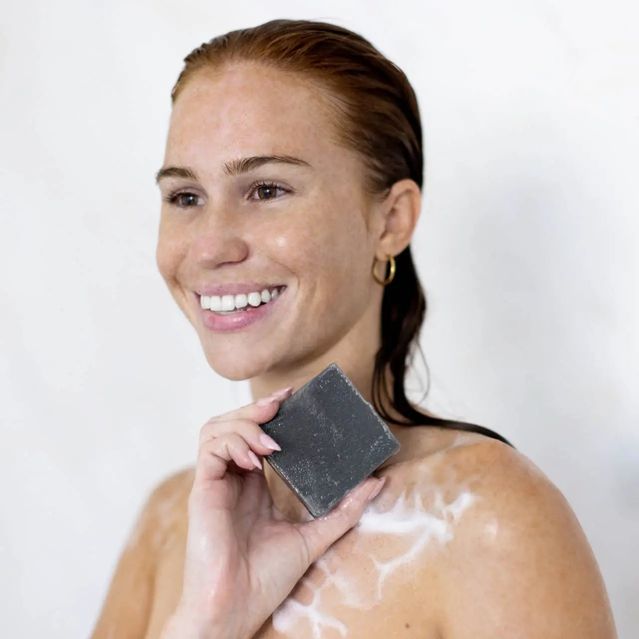 Kitsch Detoxifying Charcoal Solid Body Wash