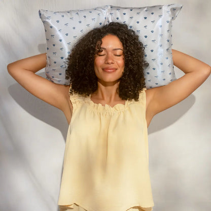 Kitsch Standard Satin Pillowcase- Pearlized Cream & Coastal Blue